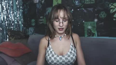 alishakelly online show from 11/15/25, 02:13