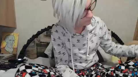 Alisha online show from 11/06/25, 06:03