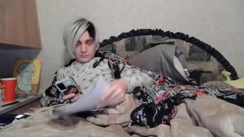 Alisha online show from 11/29/25, 05:21