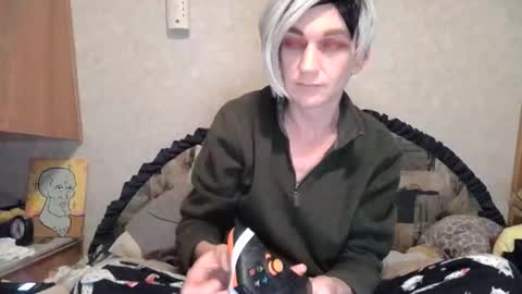 Alisha online show from 12/19/25, 09:16