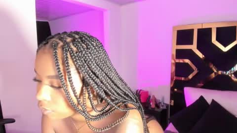 Snapshot of alisharogerrs chatting on 03/03/25, 08:00 Alisha online show from 03/03/25, 08:00