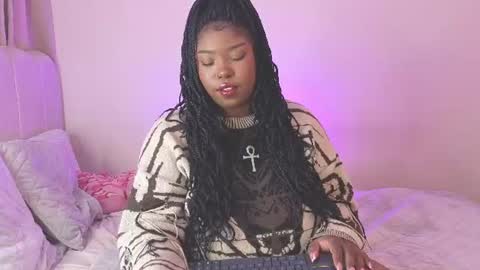 Snapshot of alishhaa_golden chatting on 06/12/26, 02:05 alishhaa_golden online show from 06/12/26, 02:05