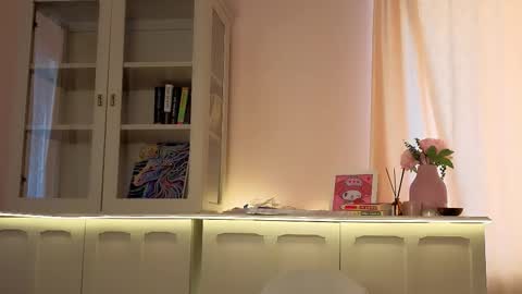 Snapshot of alisia_mars chatting on 03/13/26, 07:15 Alisia online show from 03/13/26, 07:15