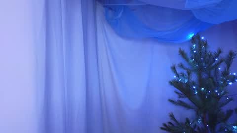 Snapshot of alisia_spinnet chatting on 01/05/25, 10:21 Alisia online show from 01/05/25, 10:21