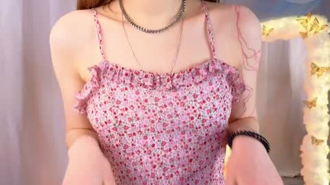 Snapshot of alisia_spinnet chatting on 01/24/25, 10:11 Alisia online show from 01/24/25, 10:11