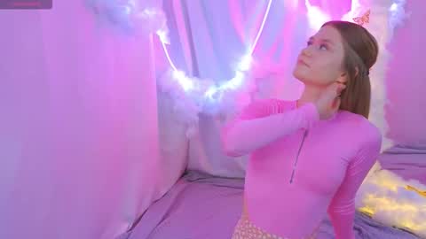 Alisia online show from 11/04/25, 03:44