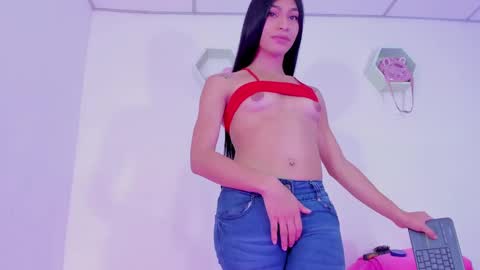 Alisia online show from 12/12/24, 08:21