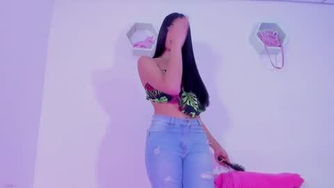 Alisia online show from 12/21/24, 01:58