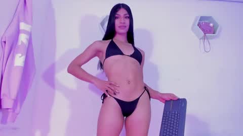 Alisia online show from 01/14/25, 04:57