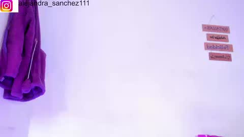 Alisia online show from 09/19/25, 09:26