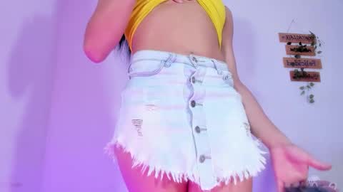 Alisia online show from 11/26/25, 03:51