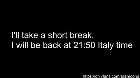 Snapshot of alismoona chatting on 03/16/26, 08:35 Alisa online show from 03/16/26, 08:35