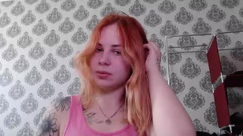 Snapshot of alismoona chatting on 03/24/26, 08:19 Alisa online show from 03/24/26, 08:19