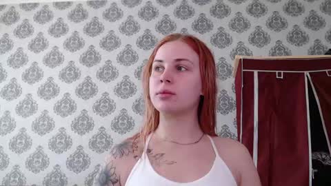 Snapshot of alismoona chatting on 04/14/26, 08:31 Alisa online show from 04/14/26, 08:31