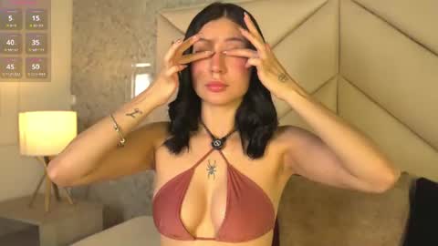 Snapshot of alison222_ chatting on 07/15/26, 11:48 A L I S O N online show from 07/15/26, 11:48