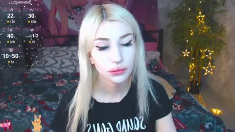 Snapshot of alison_moonlight chatting on 12/29/24, 10:47 Alison online show from 12/29/24, 10:47