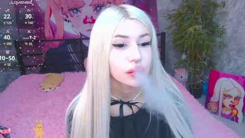 Snapshot of alison_moonlight chatting on 01/19/25, 09:13 Alison online show from 01/19/25, 09:13