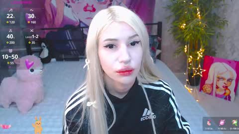 Snapshot of alison_moonlight chatting on 03/06/25, 07:21 Alison online show from 03/06/25, 07:21