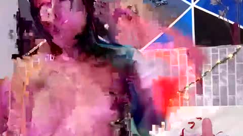 Snapshot of alison_y_mike_14 chatting on 01/16/25, 05:21 alison_y_mike_14 online show from 01/16/25, 05:21