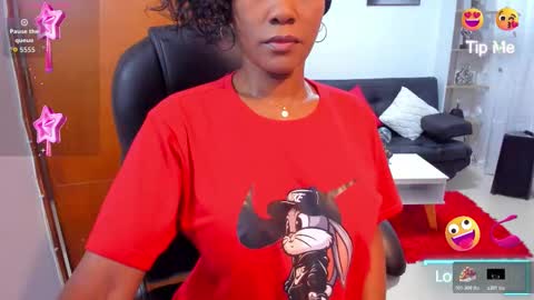 Snapshot of alisonlemoos chatting on 02/18/26, 10:11 Alisson online show from 02/18/26, 10:11