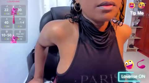 Snapshot of alisonlemoos chatting on 03/27/26, 10:26 Alisson online show from 03/27/26, 10:26