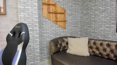 alisonn_doll online show from 11/27/25, 12:18