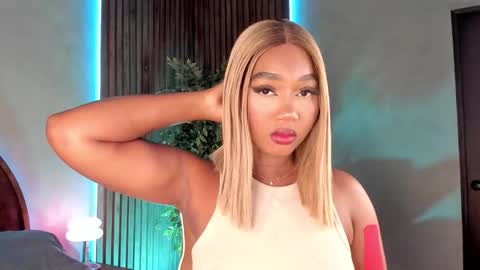 Alison Moon  online show from 11/06/25, 12:11