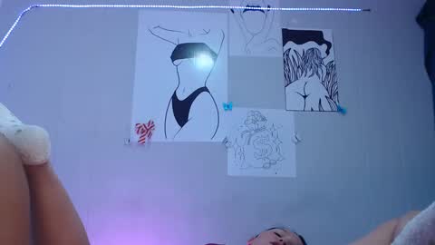 Snapshot of aliss_69 chatting on 02/06/25, 05:35 aliss_69 online show from 02/06/25, 05:35