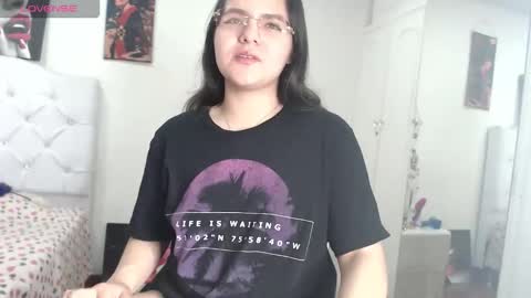 alissa_morrison online show from 12/17/25, 01:22