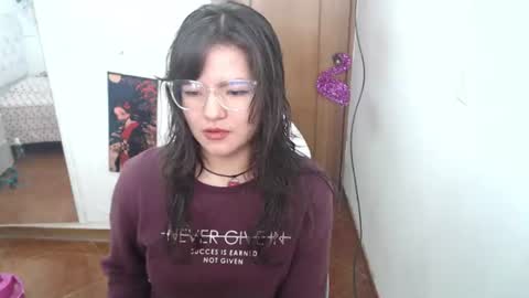 Snapshot of alissa_morrison chatting on 06/19/26, 02:43 alissa_morrison online show from 06/19/26, 02:43