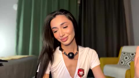 Alissa online show from 10/31/25, 06:31