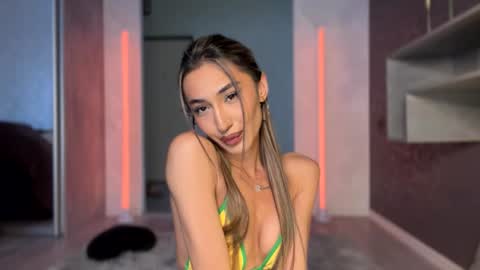 Snapshot of alissadreams chatting on 07/20/26, 03:14 Alissa online show from 07/20/26, 03:14