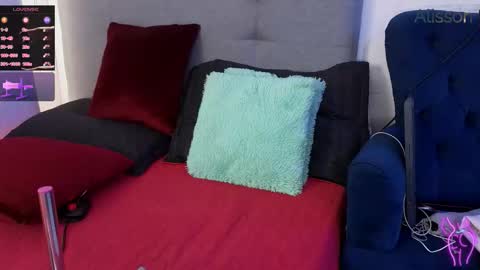 Snapshot of alisson0002 chatting on 09/26/25, 07:40 alisson0002 online show from 09/26/25, 07:40