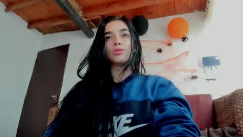 Alisson369  online show from 11/04/25, 07:35