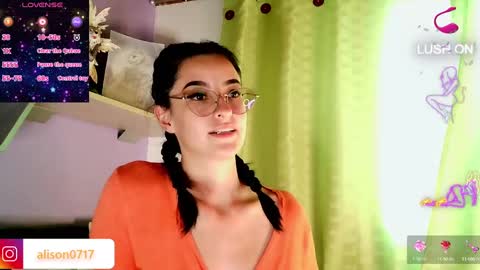 Snapshot of alisson_071989 chatting on 01/17/25, 10:12 Ali online show from 01/17/25, 10:12