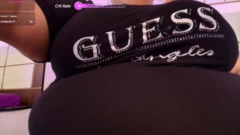 Snapshot of alisson_am chatting on 02/17/25, 06:04 Alisson online show from 02/17/25, 06:04