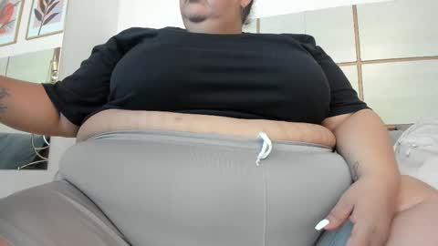 Snapshot of alisson_am chatting on 09/11/25, 11:32 Alisson online show from 09/11/25, 11:32