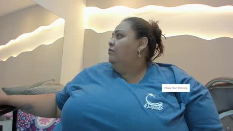 Snapshot of alisson_am chatting on 10/20/25, 11:32 Alisson online show from 10/20/25, 11:32