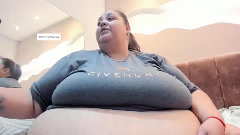 Snapshot of alisson_am chatting on 03/02/26, 10:55 Alisson online show from 03/02/26, 10:55