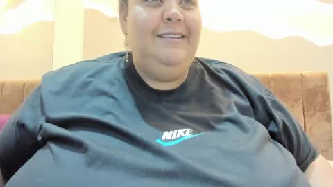 Snapshot of alisson_am chatting on 03/22/26, 11:35 Alisson online show from 03/22/26, 11:35