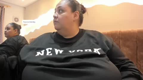 Snapshot of alisson_am chatting on 04/12/26, 11:26 Alisson online show from 04/12/26, 11:26