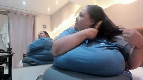 Snapshot of alisson_am chatting on 06/29/26, 11:54 Alisson online show from 06/29/26, 11:54