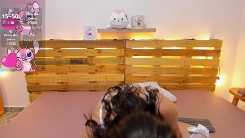 Snapshot of alisson_boobs chatting on 01/04/25, 08:16 Alisson online show from 01/04/25, 08:16