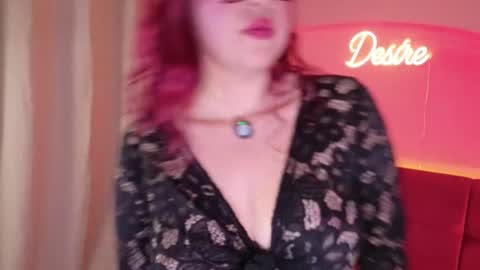 Snapshot of alisson_desire chatting on 11/26/25, 02:45 Alisson online show from 11/26/25, 02:45