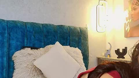 Snapshot of alisson_fox69 chatting on 11/12/25, 11:25 alisson_fox69 online show from 11/12/25, 11:25