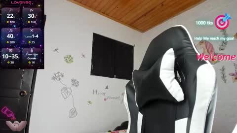 Alisson hoffman05 online show from 10/24/25, 01:51