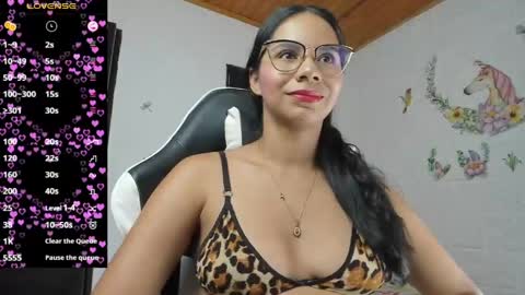 Alisson hoffman05 online show from 05/15/26, 11:34
