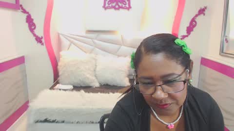 Snapshot of alisson_morrist chatting on 12/21/24, 02:52 alisson_morrist online show from 12/21/24, 02:52