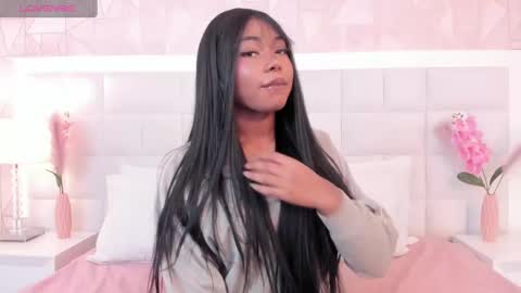 alisson_thompson_ online show from 03/03/25, 07:28