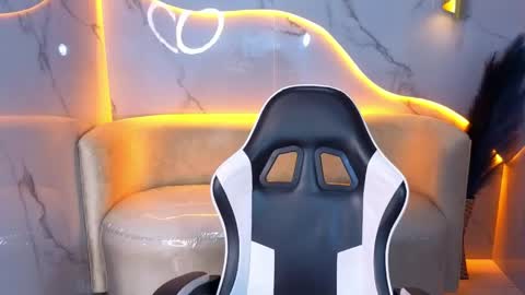 Snapshot of alisson_tx_ chatting on 04/13/26, 08:03 alisson_tx_ online show from 04/13/26, 08:03